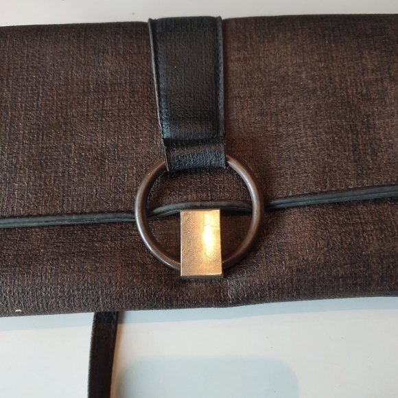 zingpin sling bag - Picture 4 of 14